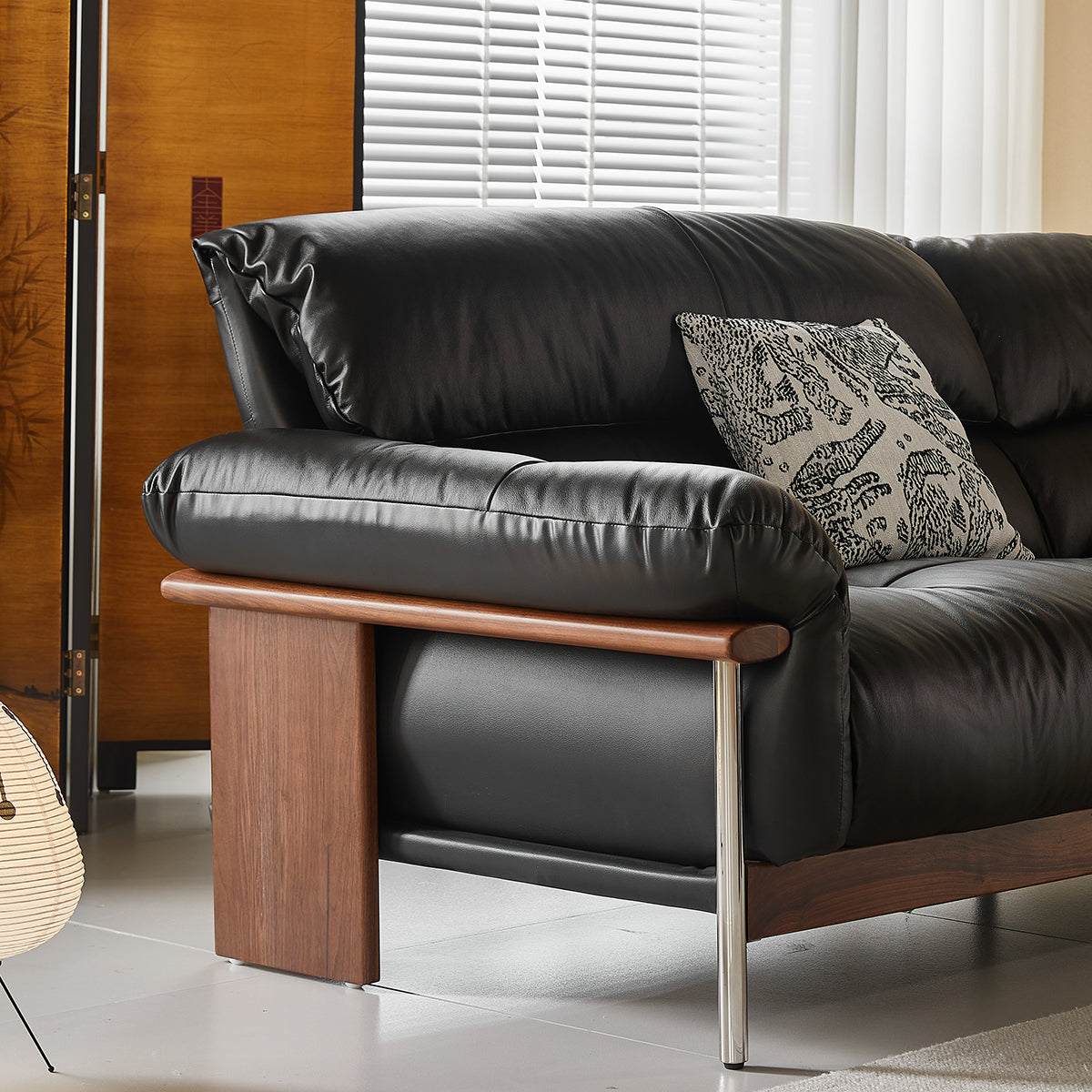 Three-Seater Sofa with Straight-Line Design & Top-grain Leather Upholstery