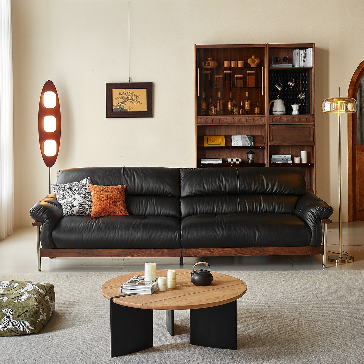 Three-Seater Sofa with Straight-Line Design & Top-grain Leather Upholstery