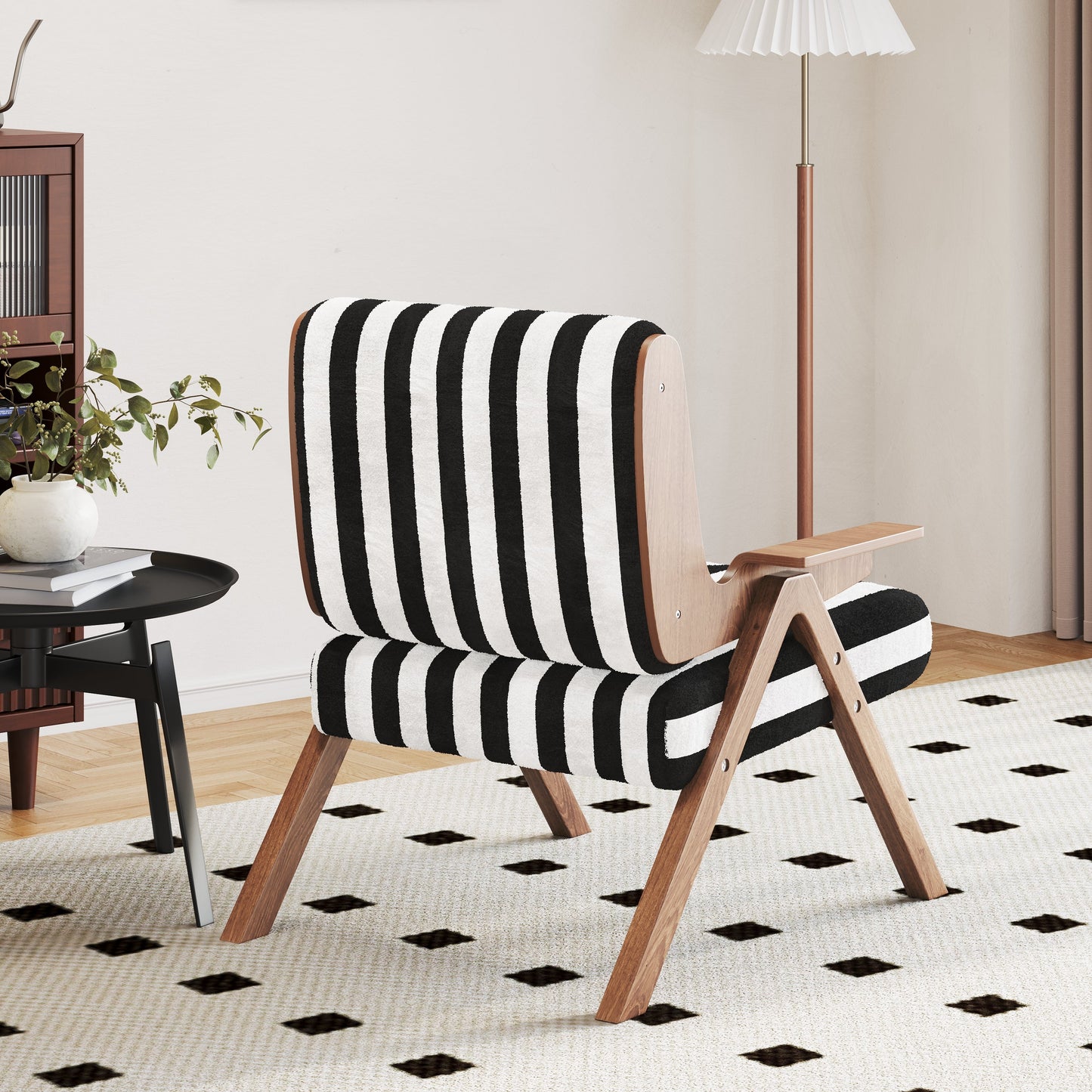 Upholstered Velvet Leisure Chair with Armrest